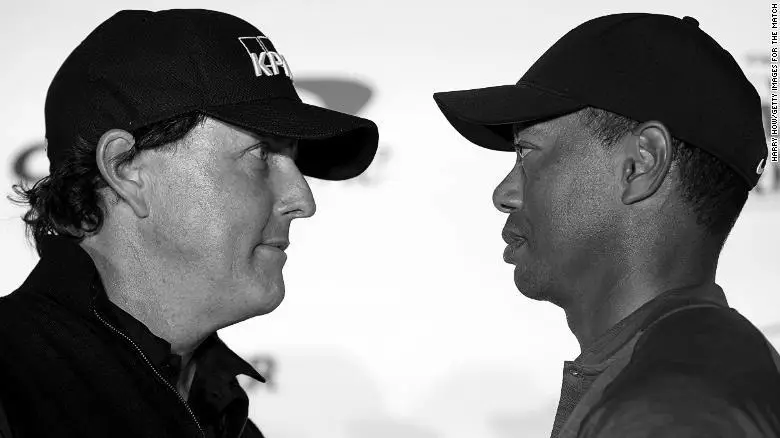 Tiger Woods Vs Phil Mickelson Drinking Game photo 2
